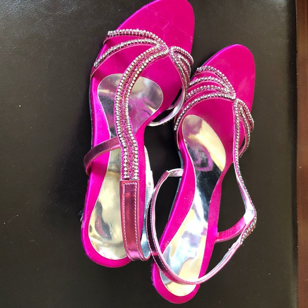 Hot pink strappy heels size 9